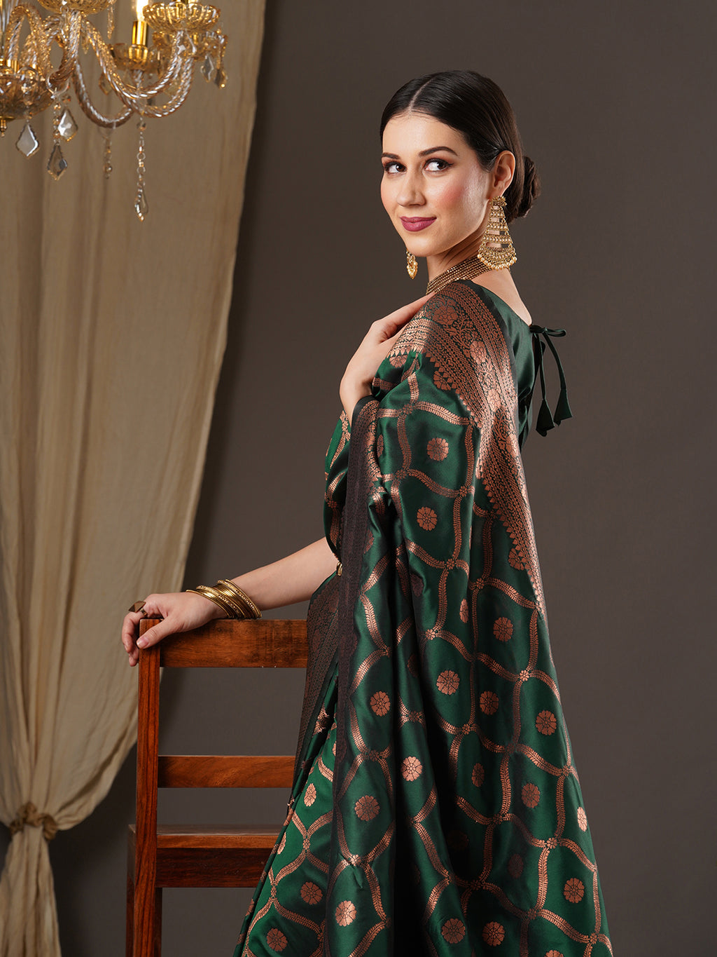 silk blend green wovendesign designer saree with blouse piece 13pakhi1410