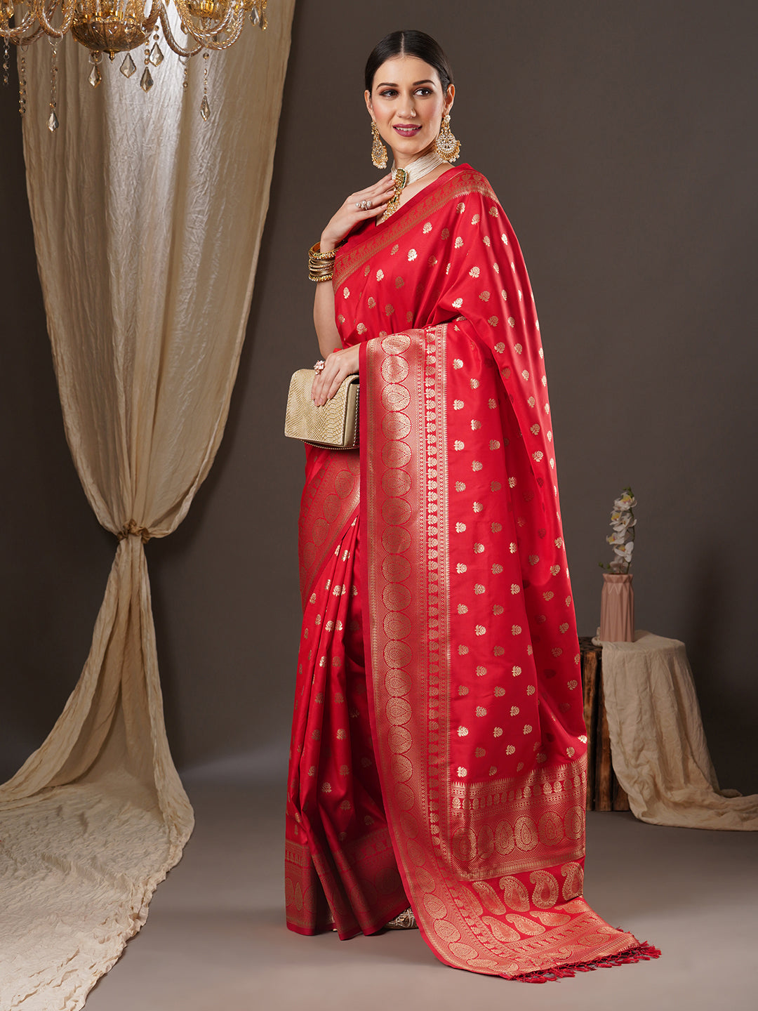 silk blend red wovendesign designer saree with blouse piece 14pakhi1505