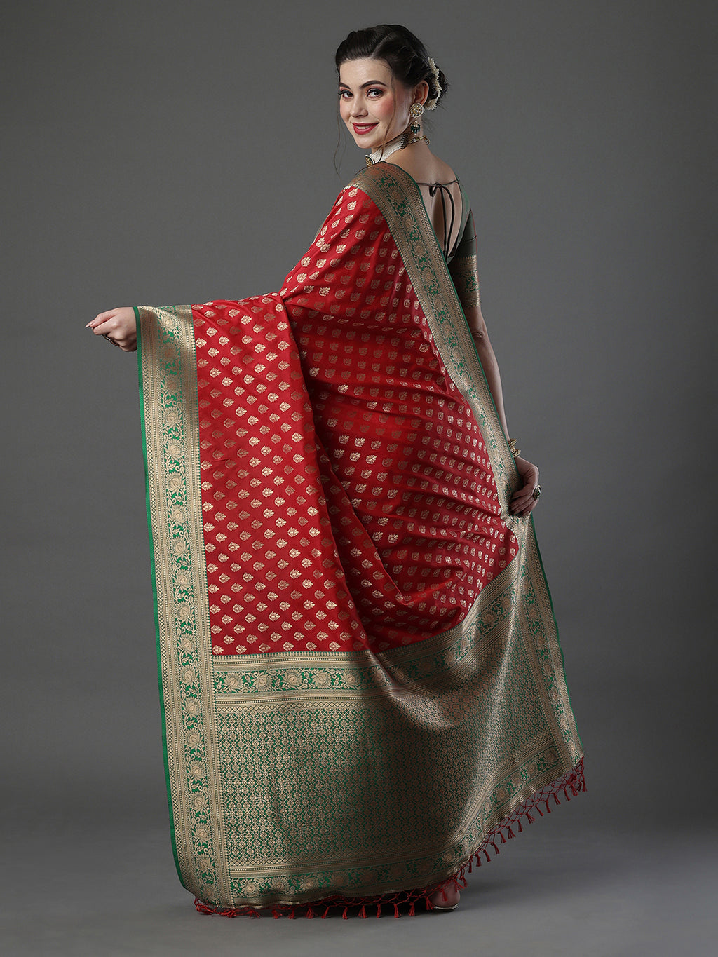 silk blend red wovendesign designer saree with blouse piece 16pakhi1707