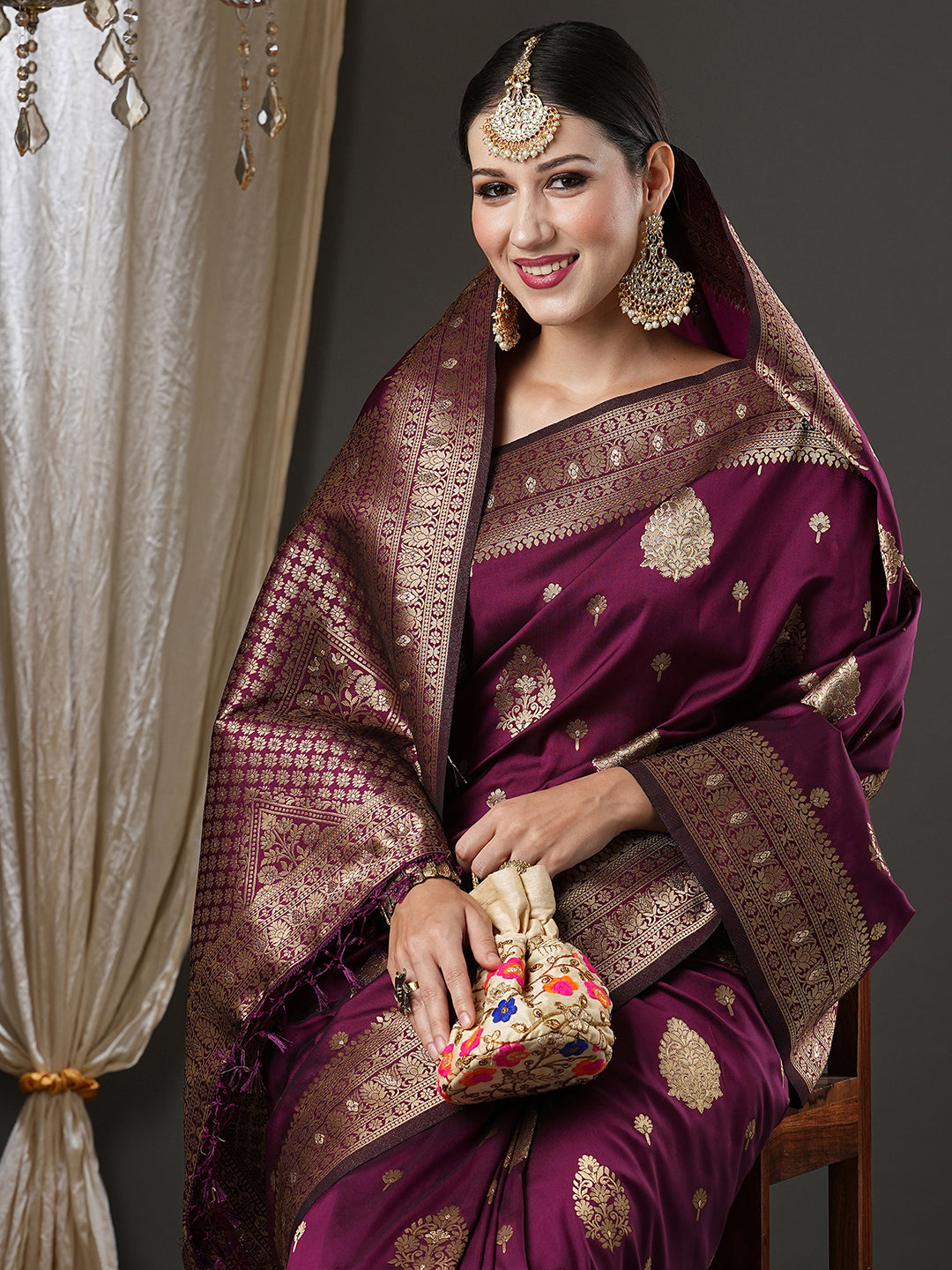 silk blend purple wovendesign designer saree with blouse piece 18pakhi1904