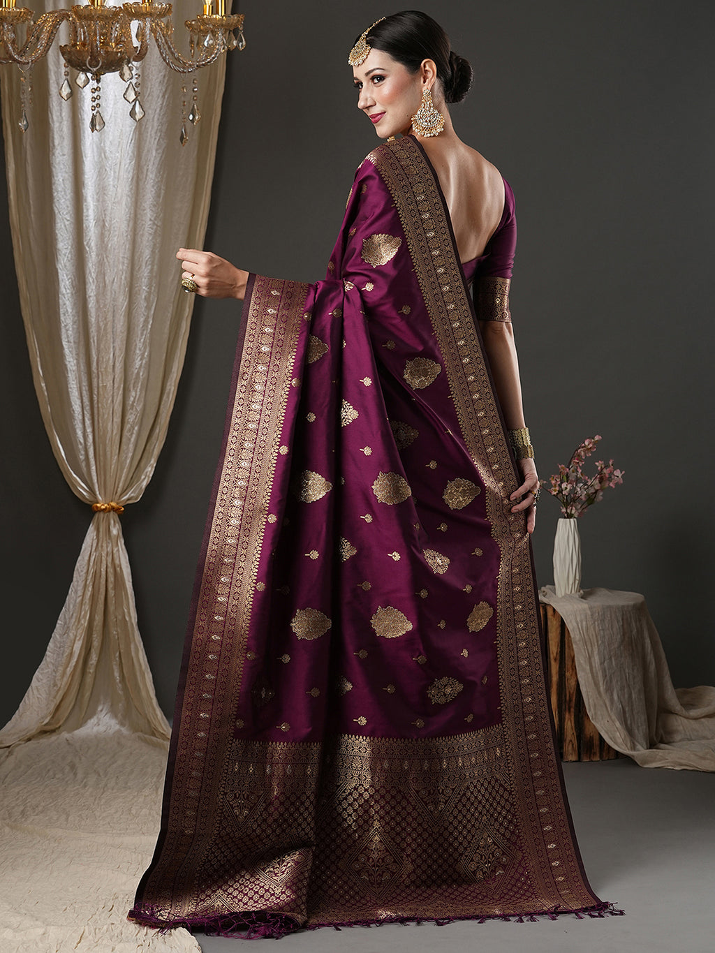 silk blend purple wovendesign designer saree with blouse piece 18pakhi1904