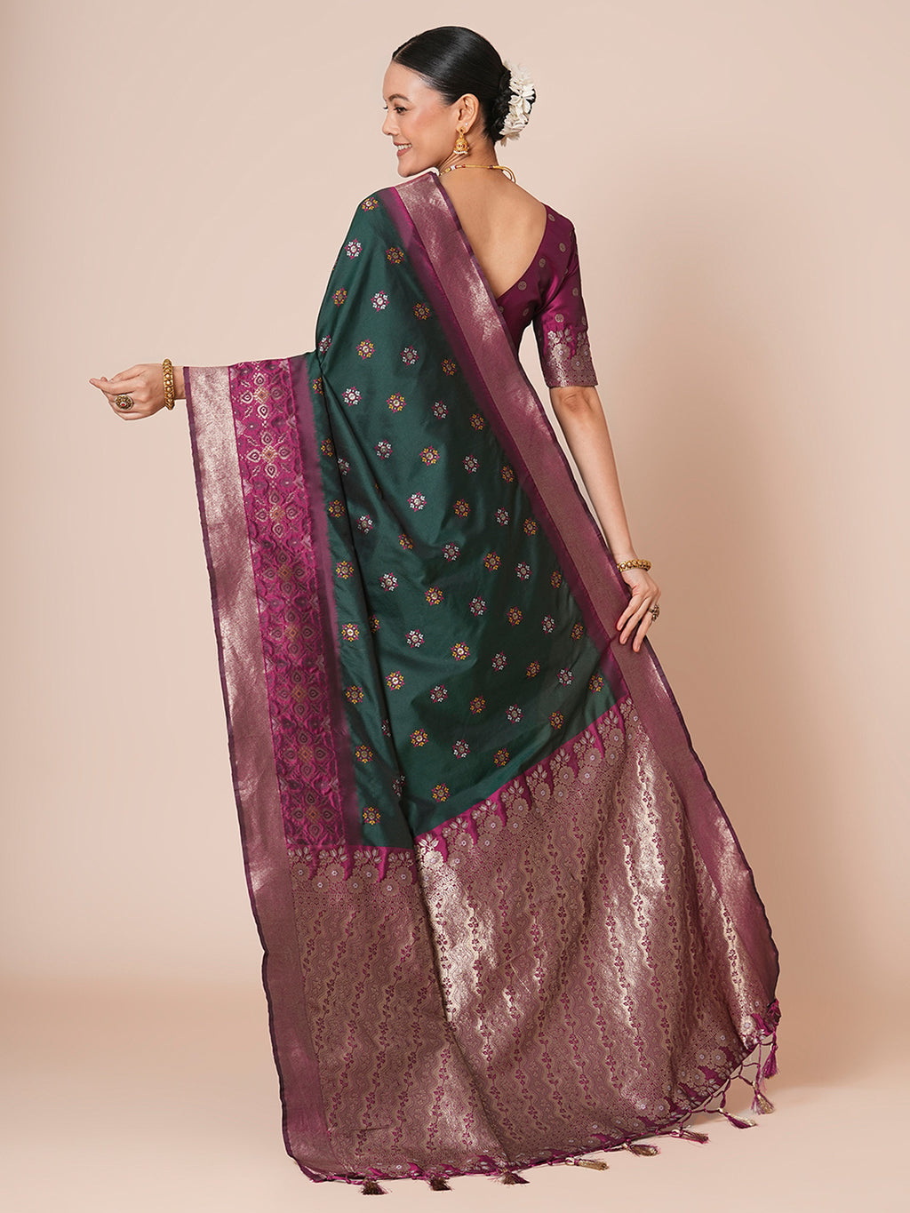 silk blend green woven design designer saree with blouse piece 29pakhi2906