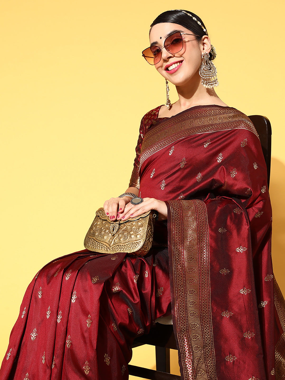 silk blend coffeebrown wovendesign celebrity saree with blouse piece 2pakhi4103
