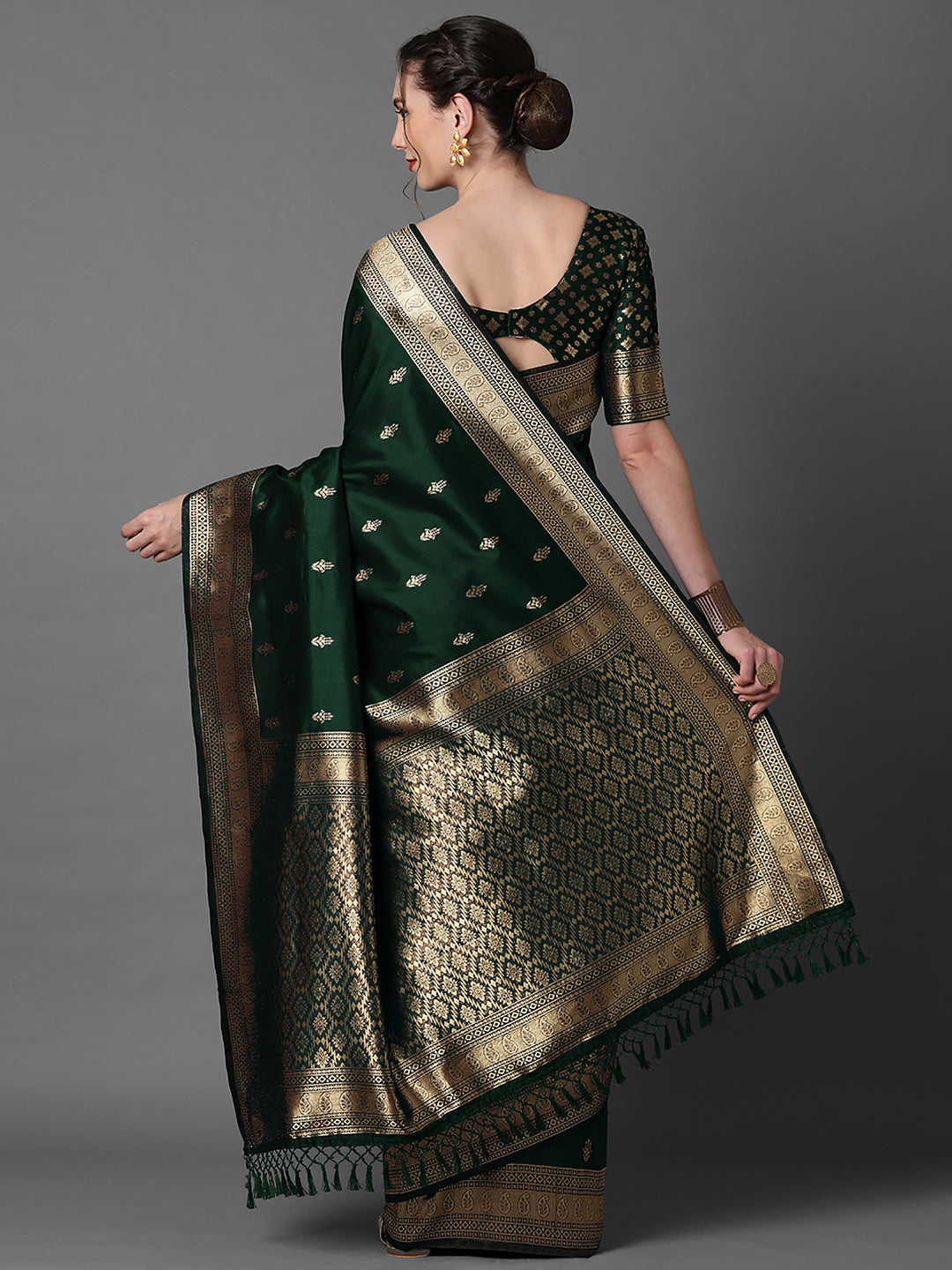silk blend green wovendesign designer saree with blouse piece 2pakhi4103c