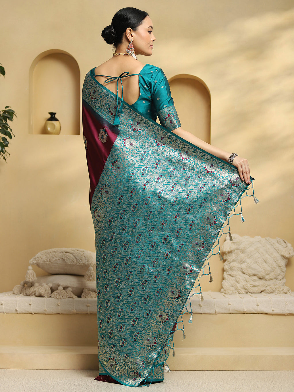soft silk maroon woven design designer saree with blouse piece 35pakhi3506