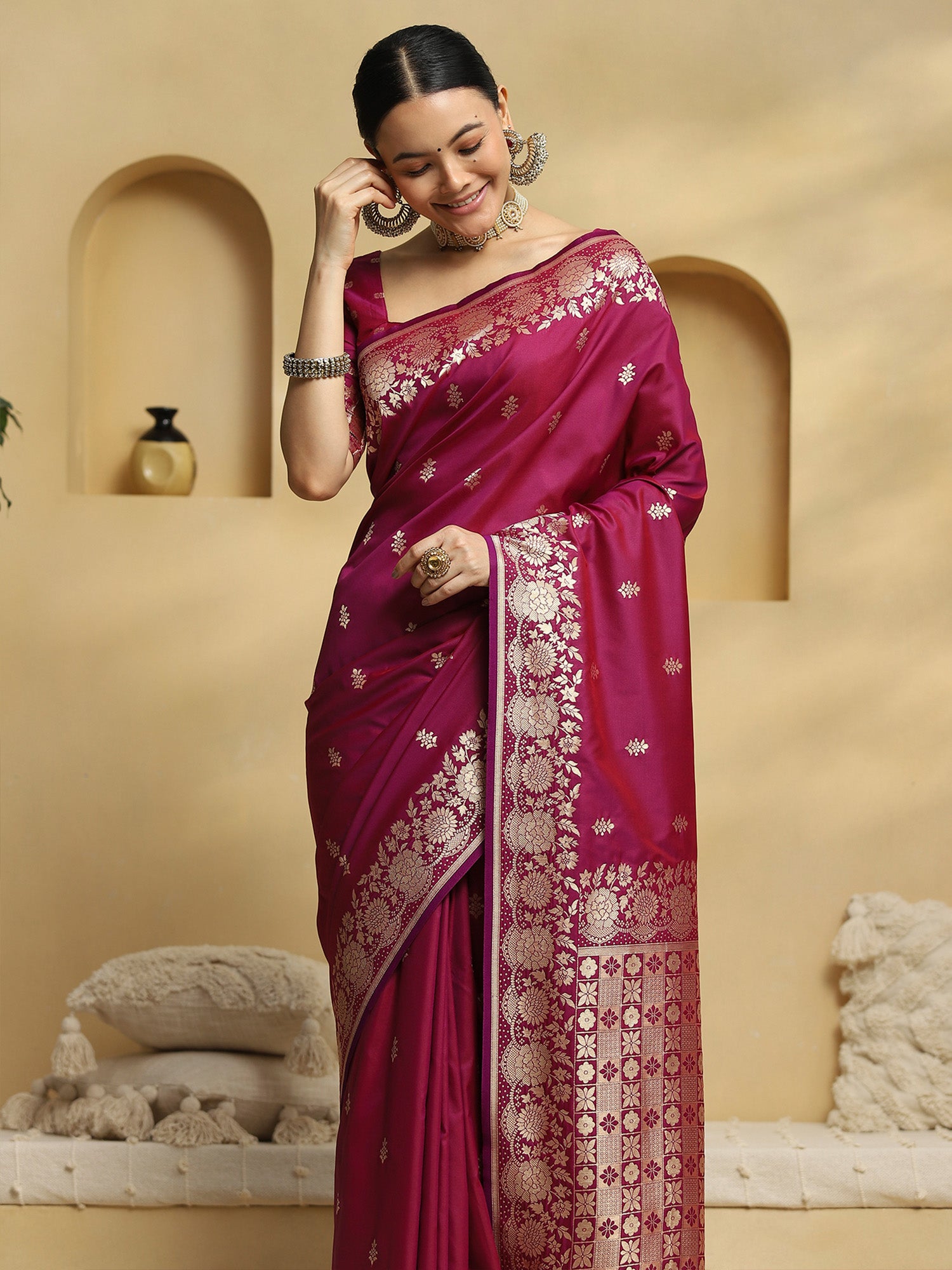 soft silk magenta woven design designer saree with blouse piece 35pakhi3508