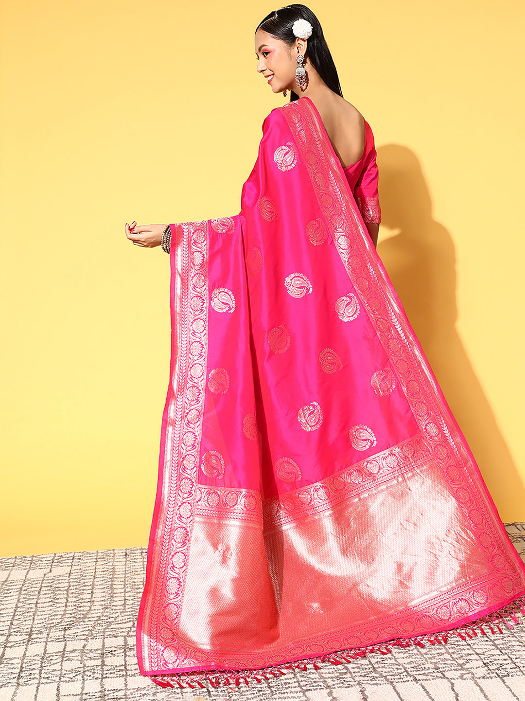 silk blend pink wovendesign celebrity saree with blouse piece 3pakhi5104