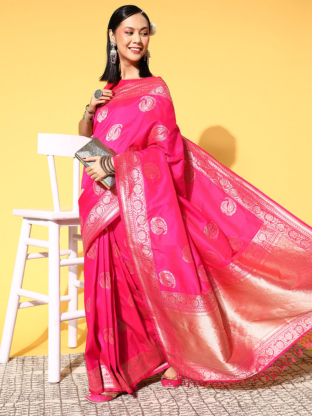 silk blend pink wovendesign celebrity saree with blouse piece 3pakhi5104