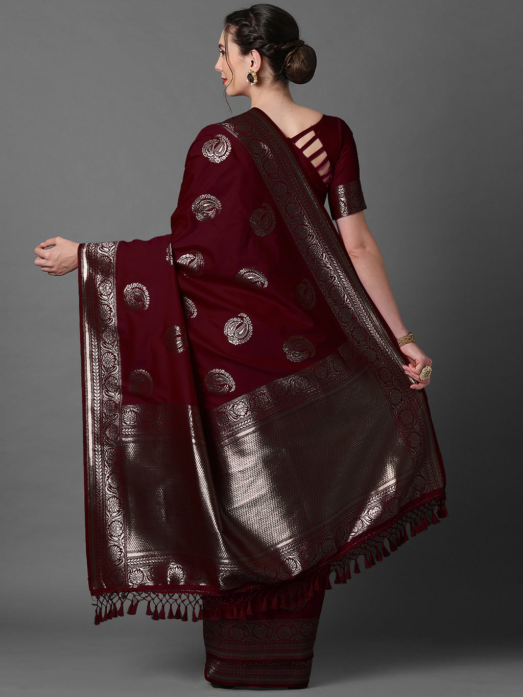 silk blend brown wovendesign celebrity saree with blouse piece 3pakhi5104a