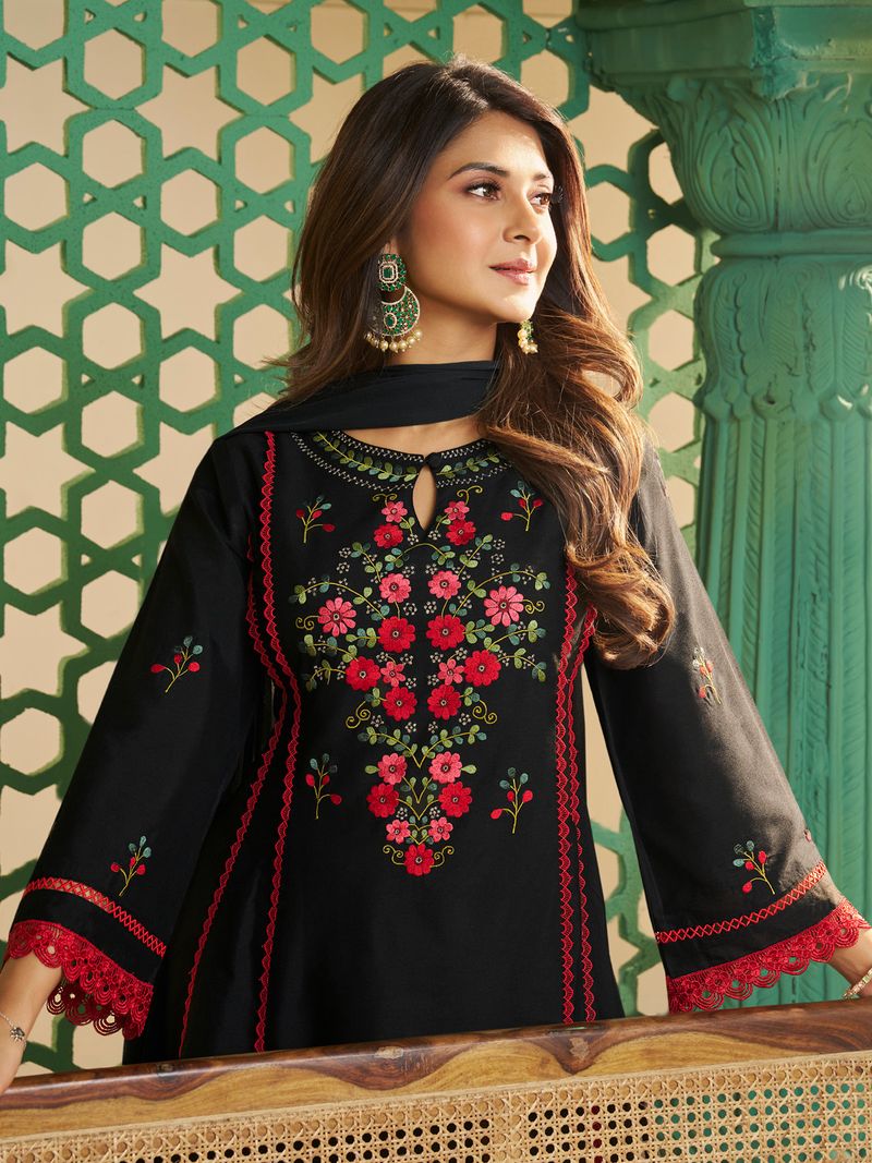 black embroidered kurta set