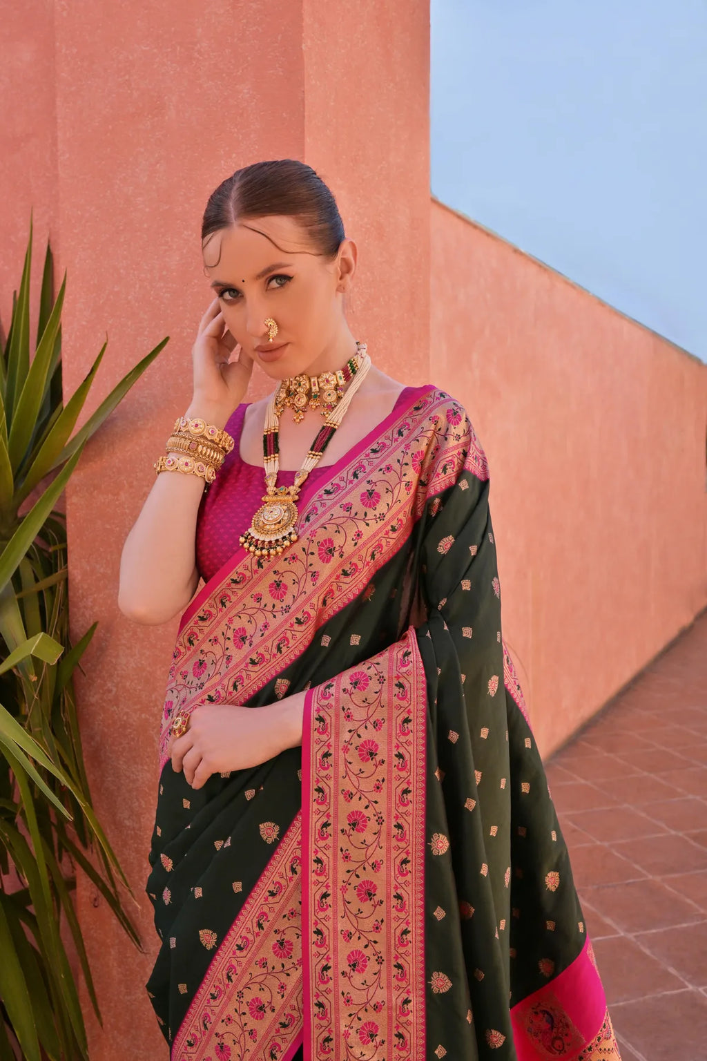 Green Paithani Silk Saree With Blouse Piece For Women