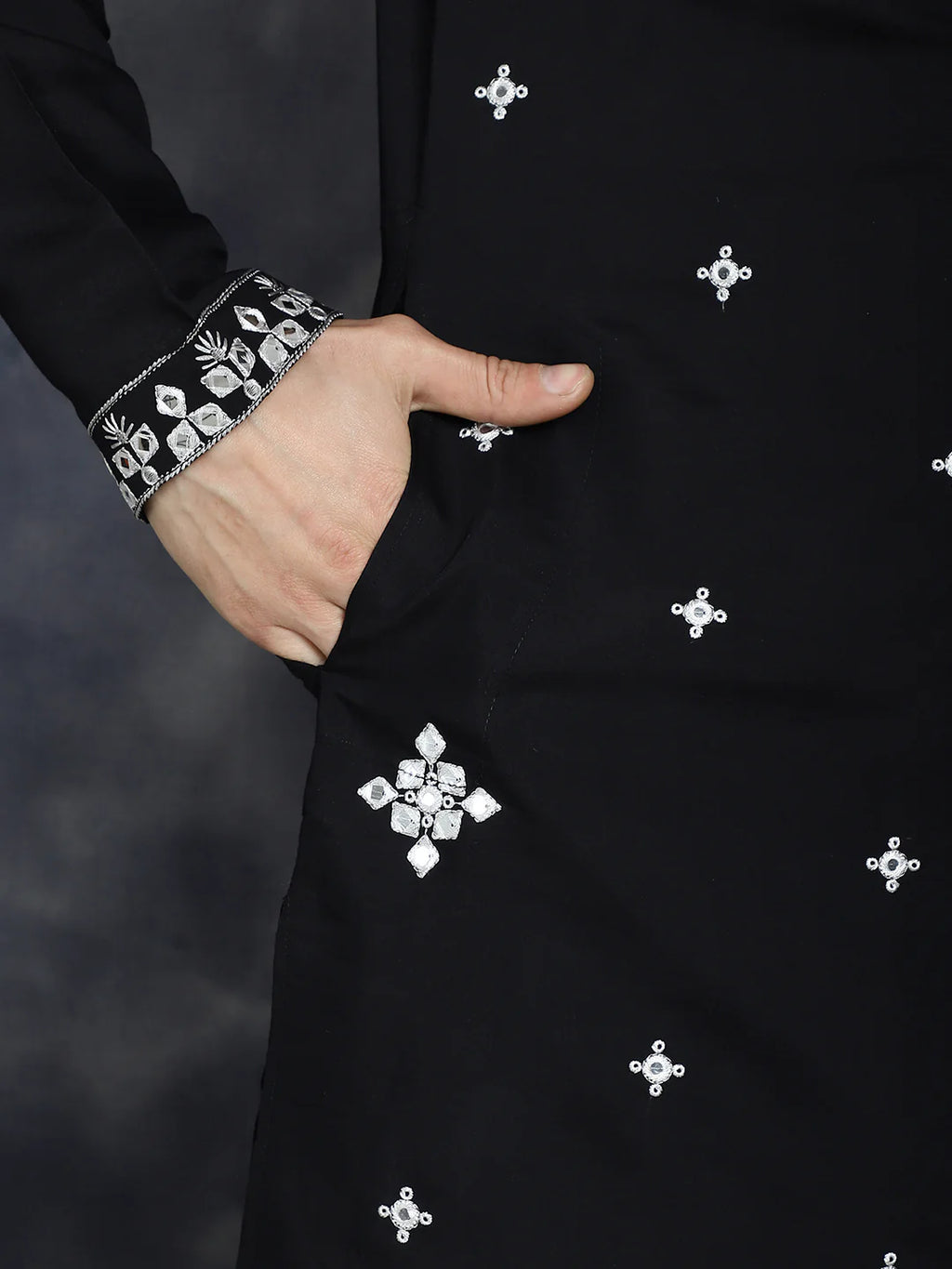 mens embroidered kurta with pyjama black