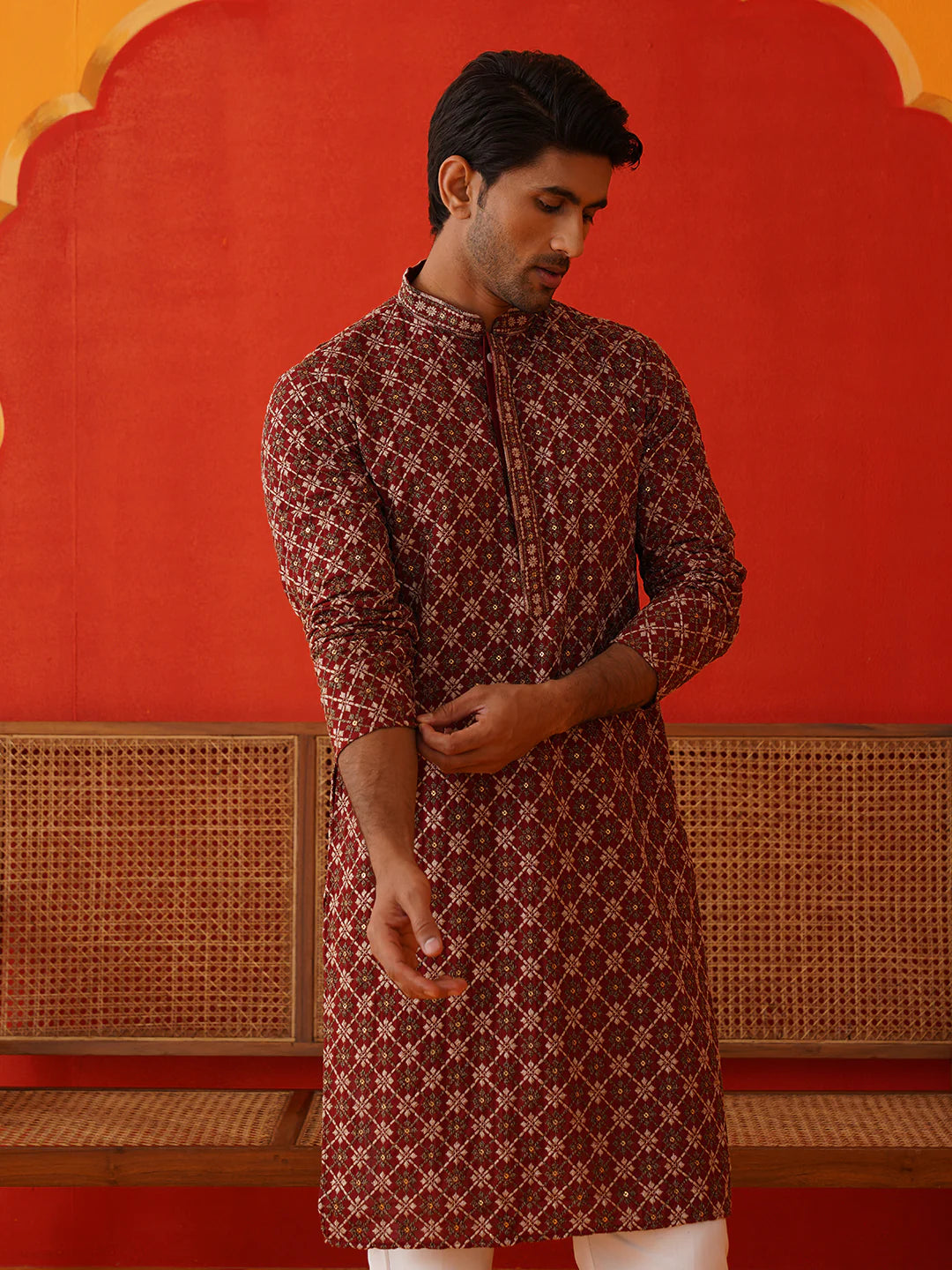embroidered kurta pyjama set for men maroon