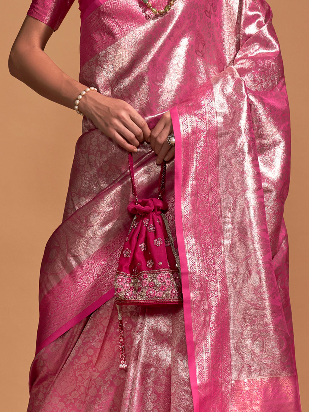 kanjeevaram silk pink wovendesign designer saree with blouse piece knjpurm358001