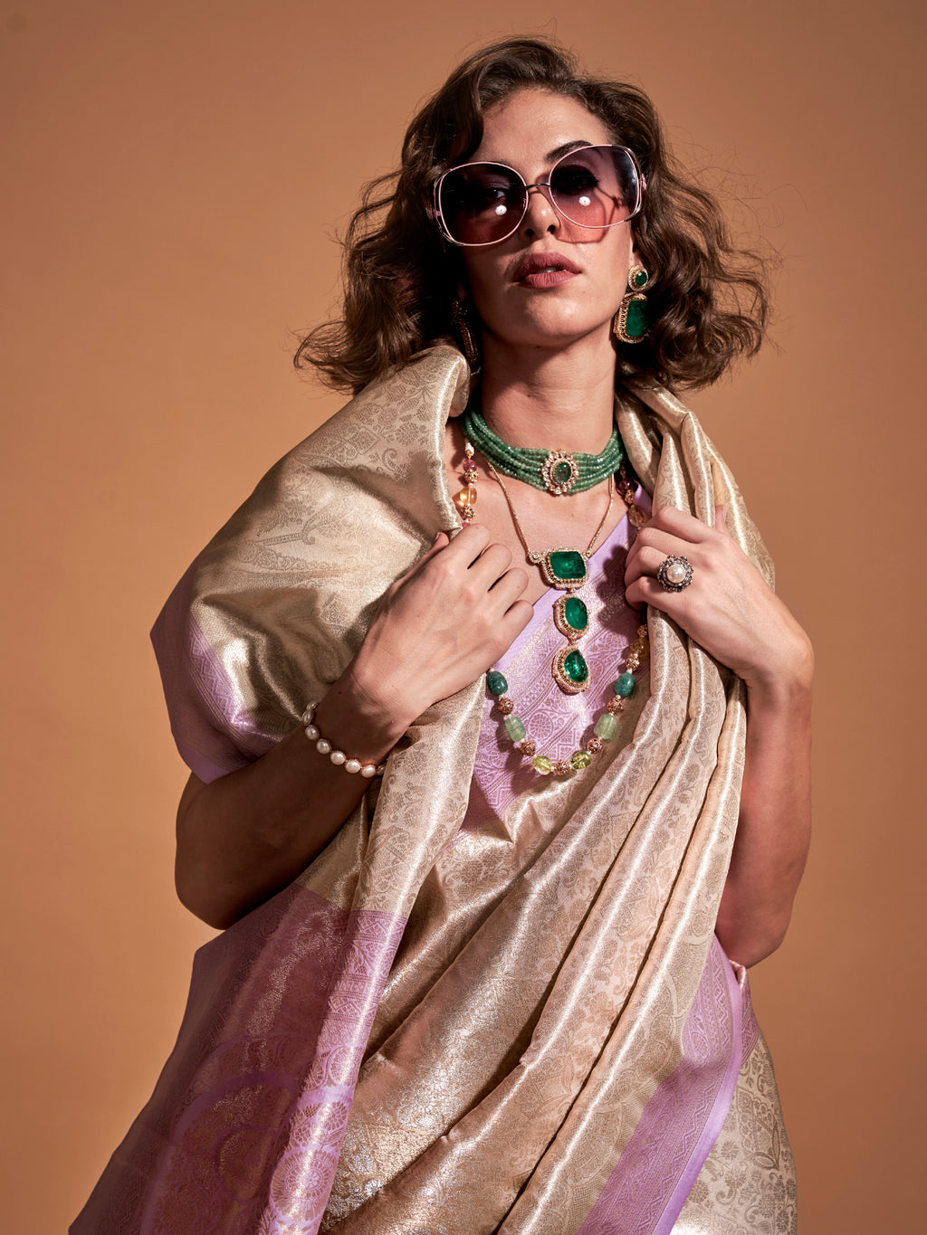 kanjeevaram silk cream wovendesign designer saree with blouse piece knjpurm358004