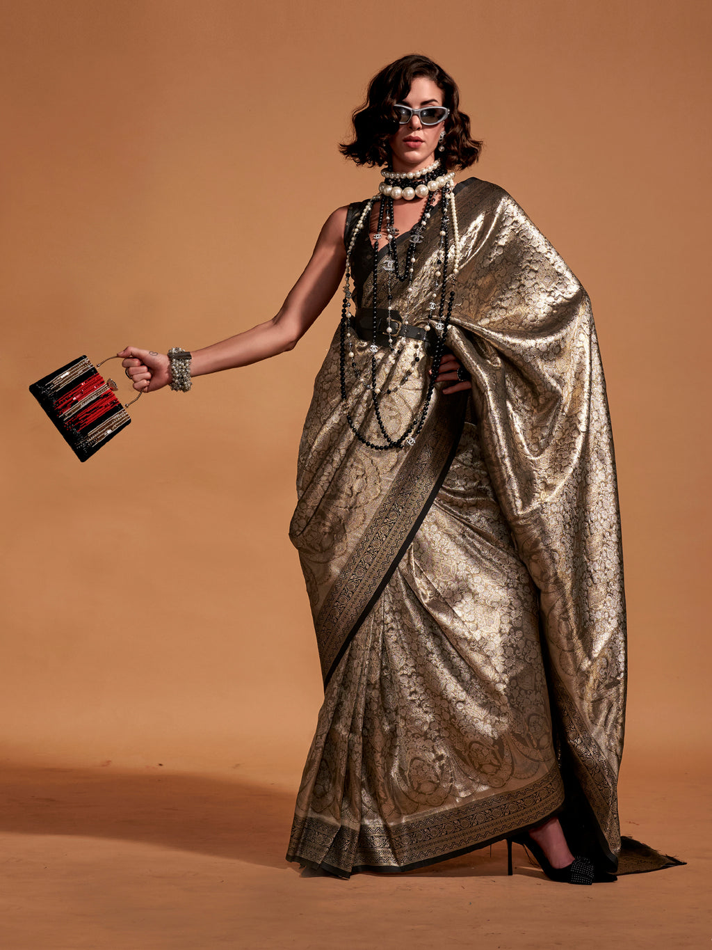 kanjeevaram silk olive wovendesign designer saree with blouse piece knjpurm358005