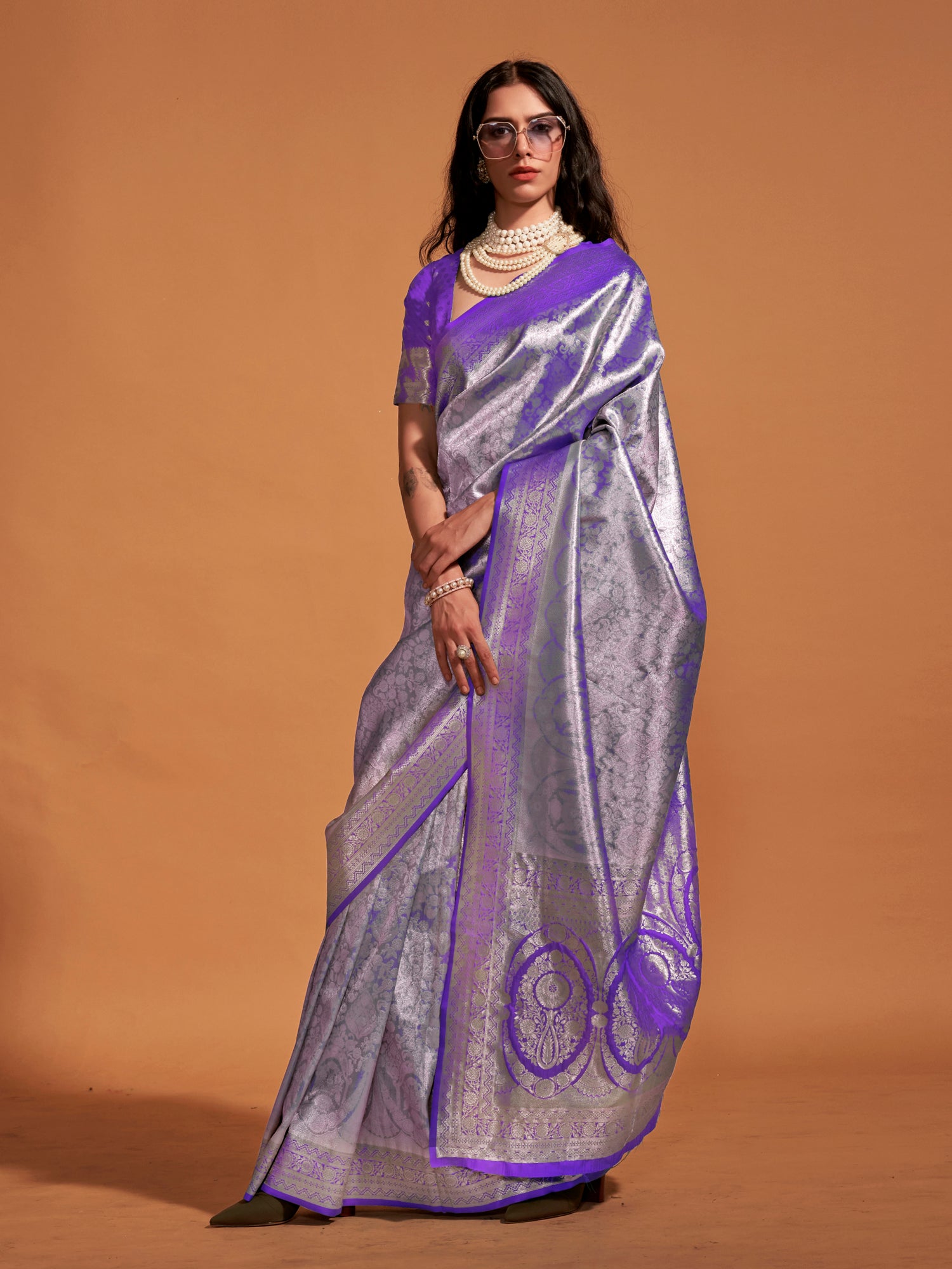 kanjeevaram silk purple wovendesign designer saree with blouse piece knjpurm358006