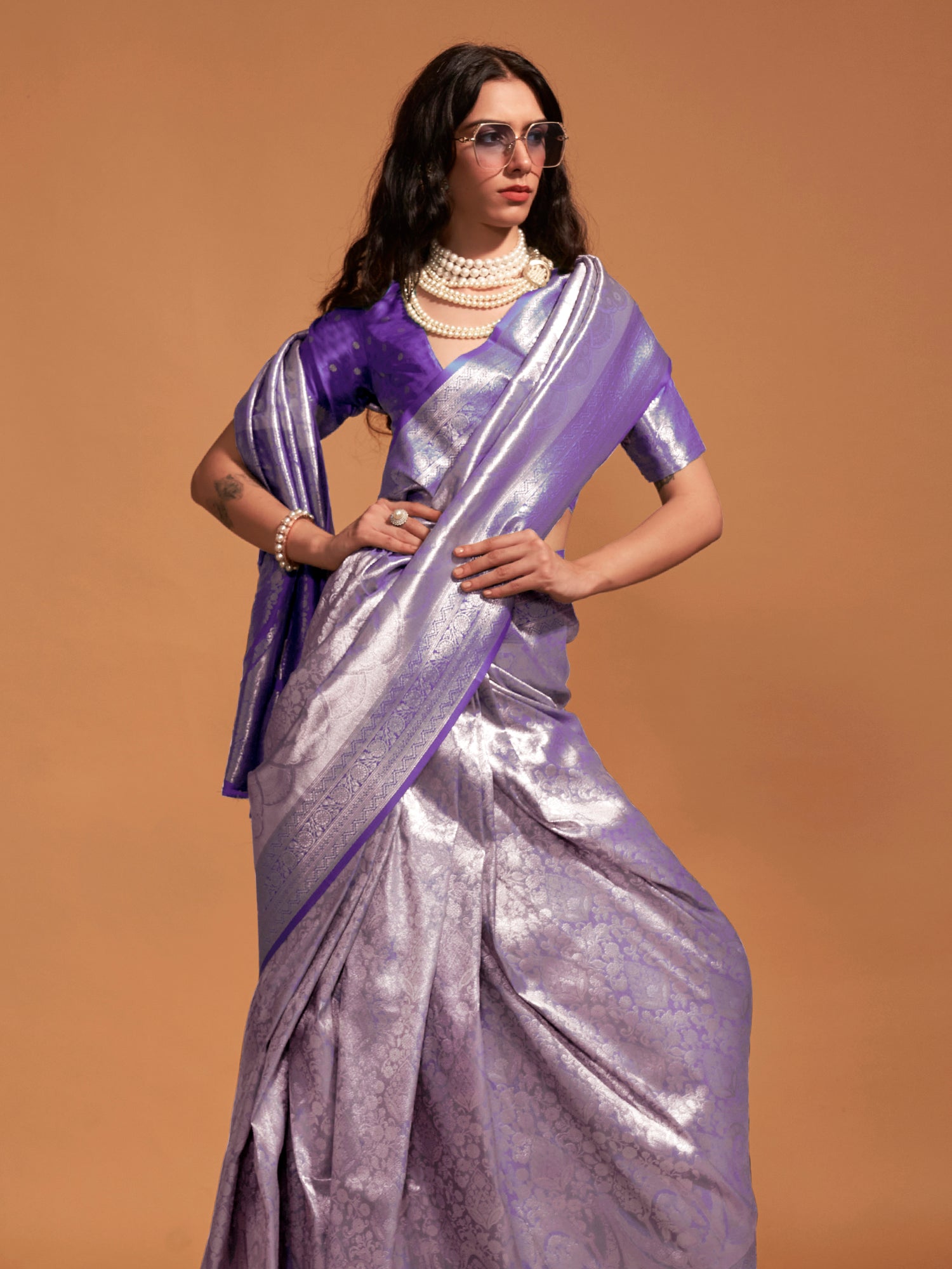 kanjeevaram silk purple wovendesign designer saree with blouse piece knjpurm358006