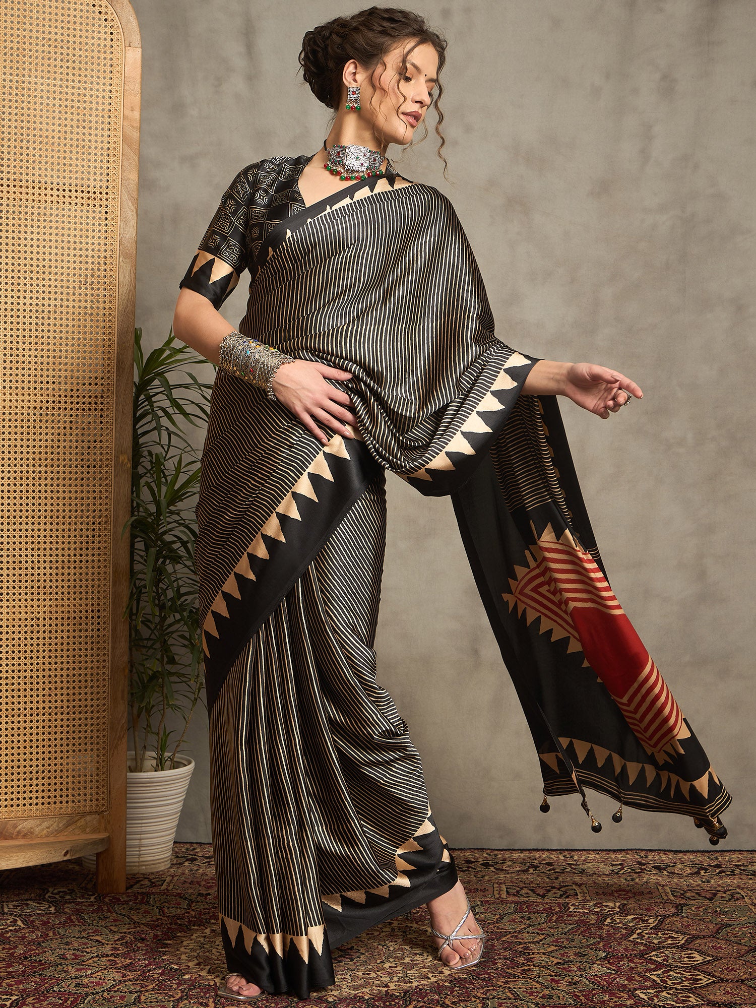 pure crepe black printed designer saree with blouse piece norajrk105