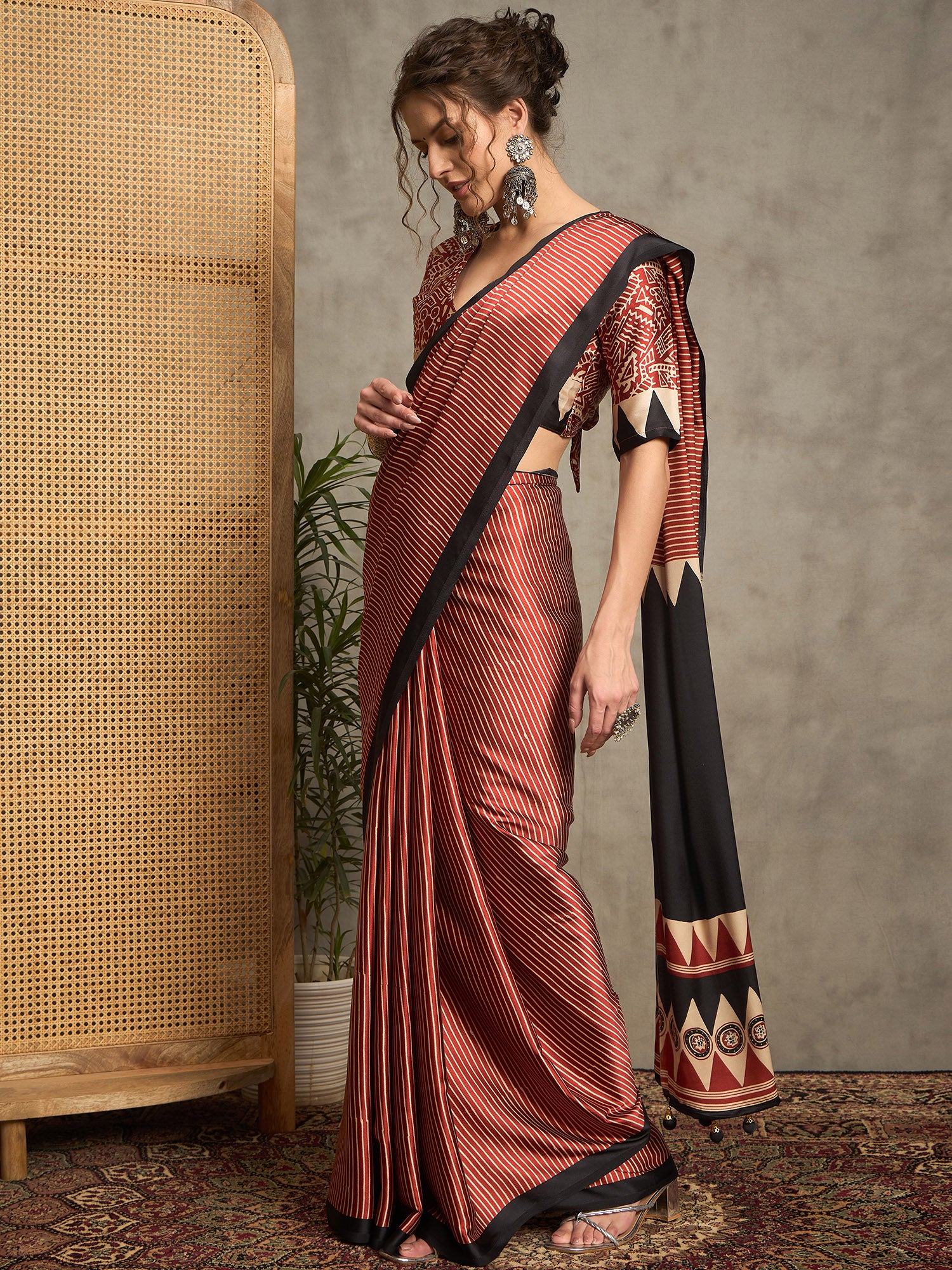 pure crepe maroon printed designer saree with blouse piece norajrk110
