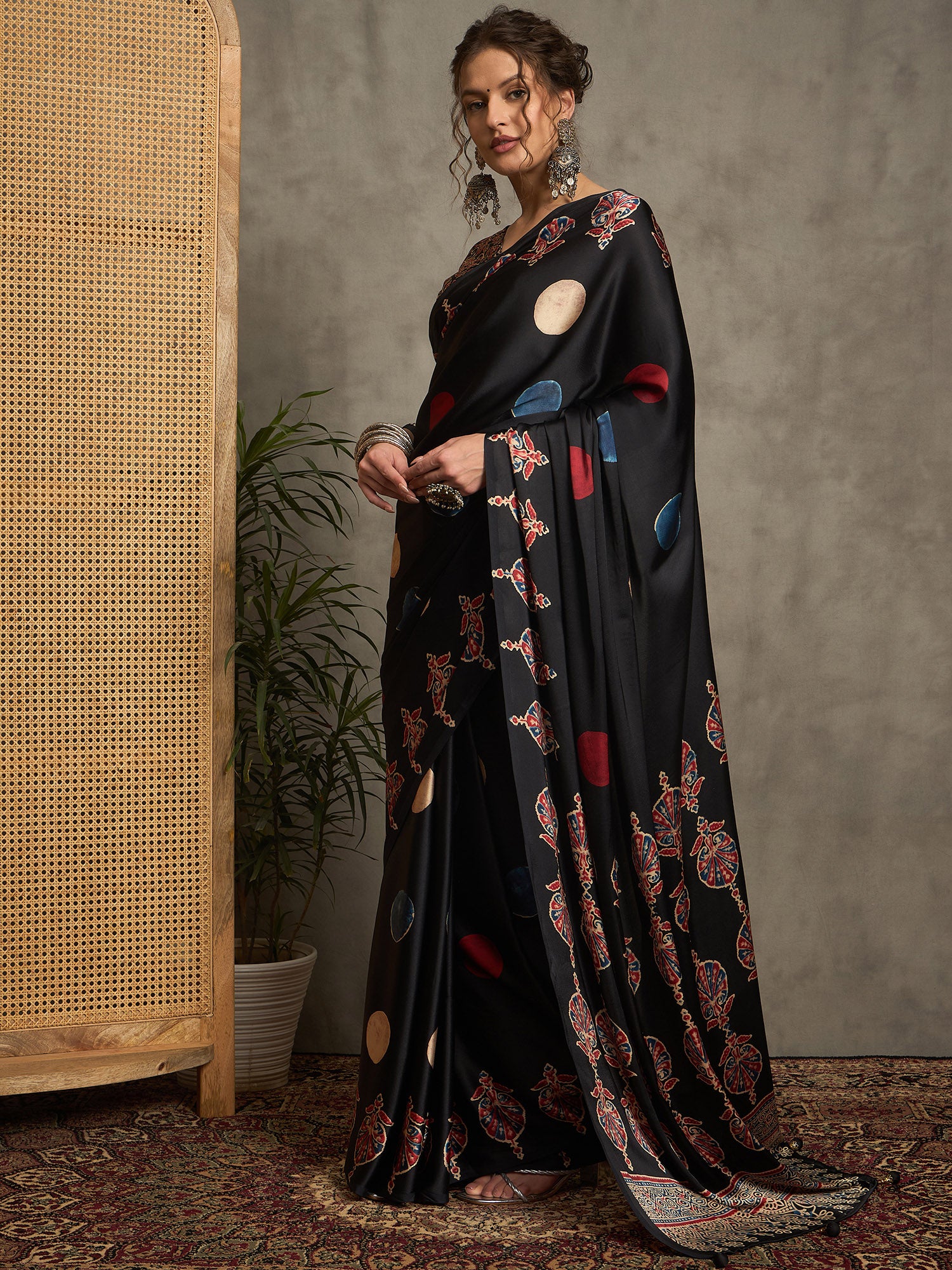 pure crepe black printed designer saree with blouse piece norajrk111
