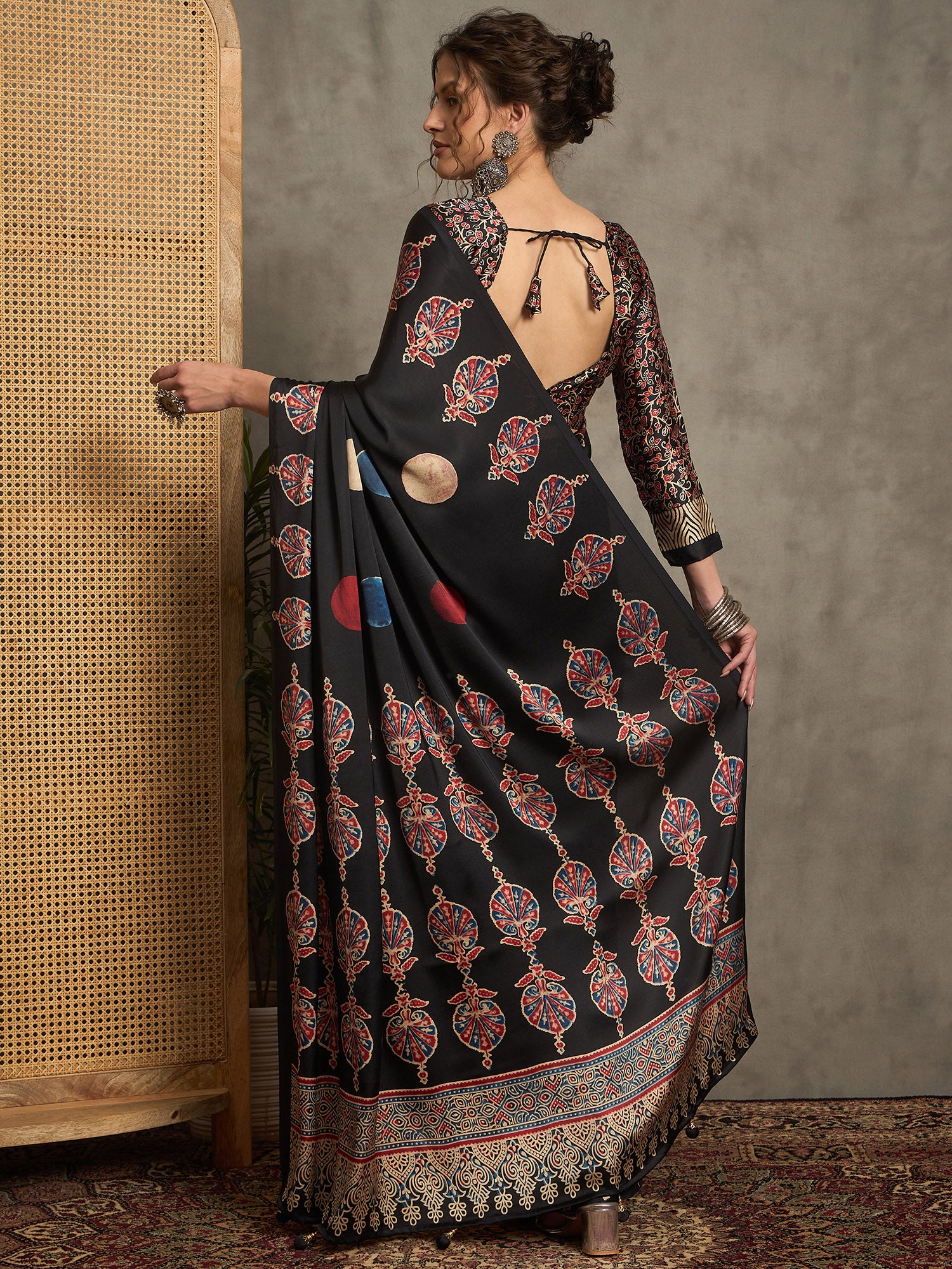 pure crepe black printed designer saree with blouse piece norajrk111