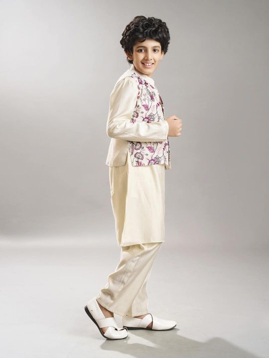 full sleeves booti embroidered straight cut kurta pyjama with jacket offwhite