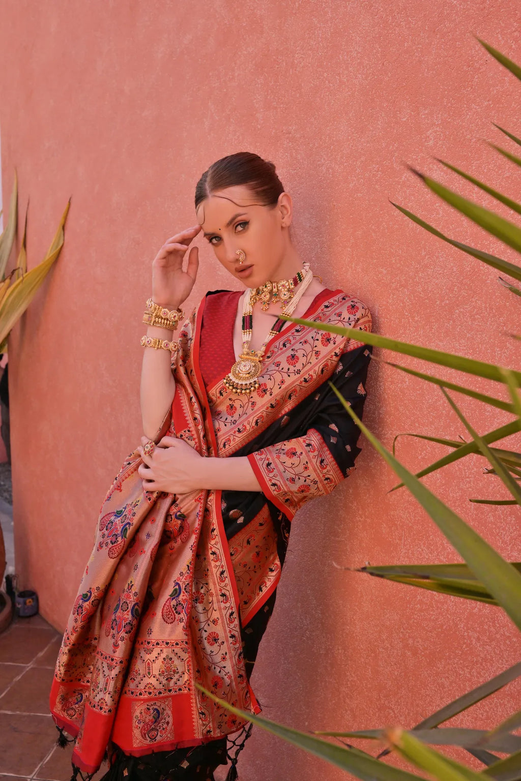 Black Paithani Silk Saree With Blouse Piece For Women