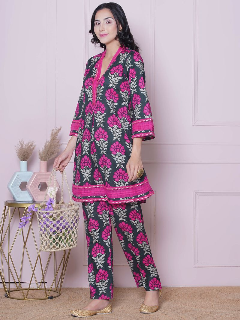 pink white co ords set