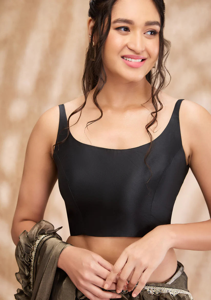 Black silk Solid Round Neck Sleeveless Blouse