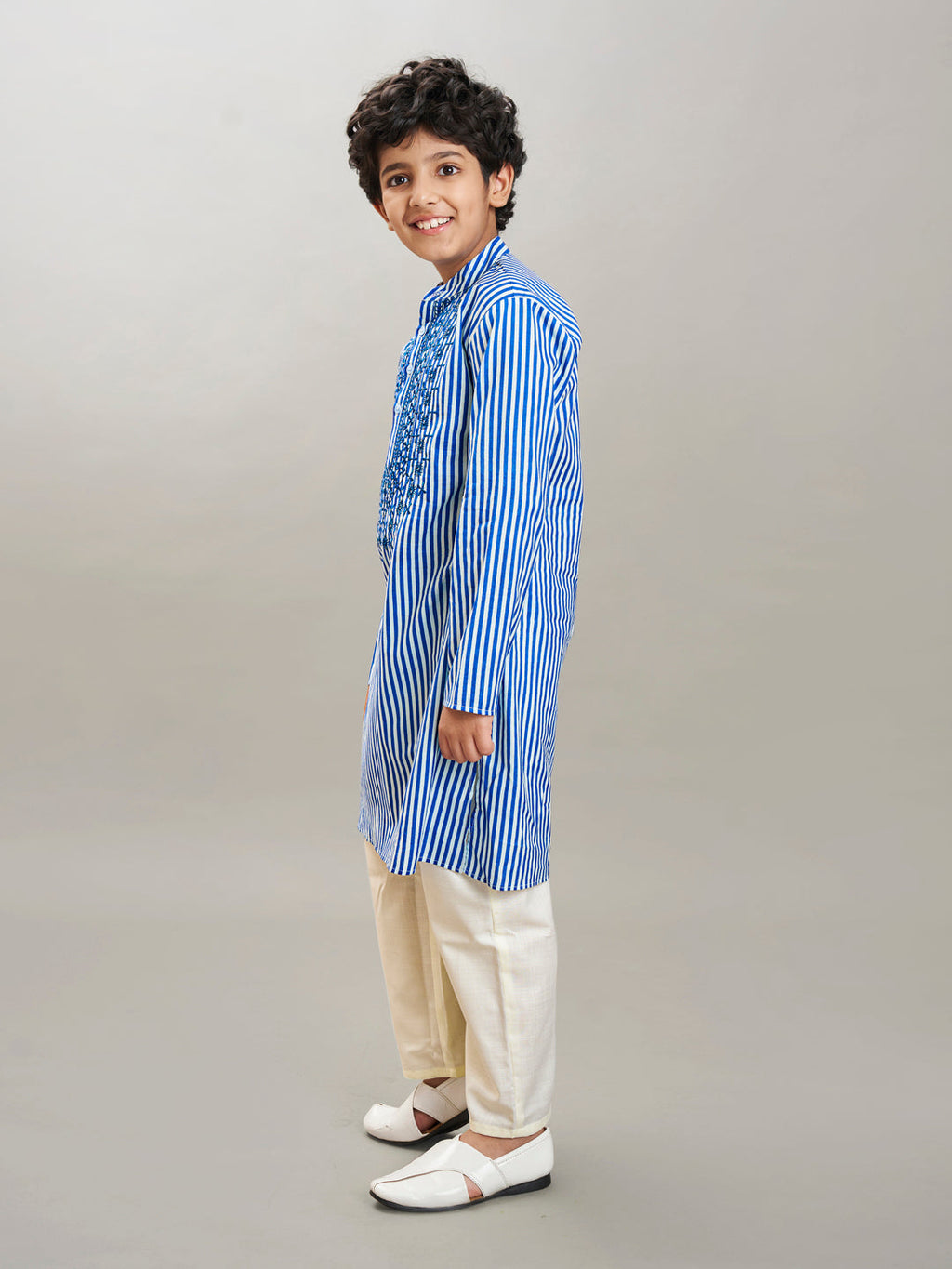 full sleeves striped print with embroidery straight cut kurta with pyjama blue