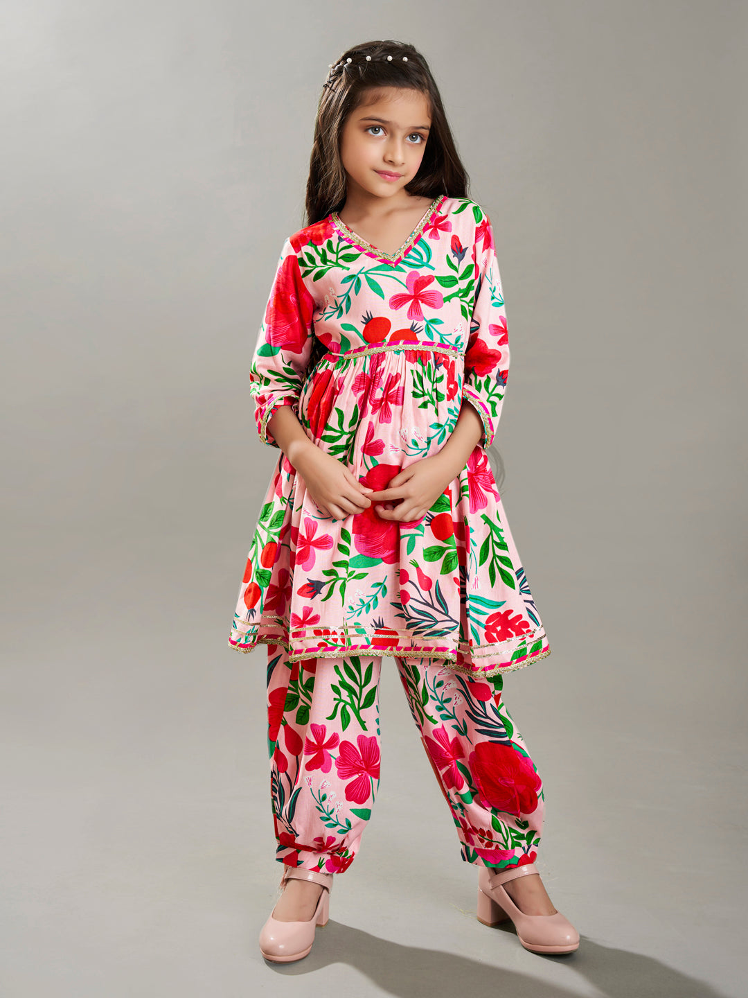 girls peach multi floral printed cotton kurta with trousers set